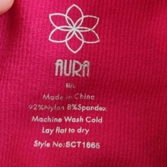 Aura Pink Crisscross Back Crop Top | Size M/L - Picture 3 of 3